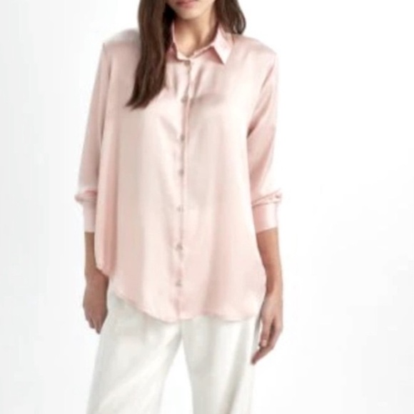 Everlane Pink Textured Button Down Blouse Size 2 - Picture 2 of 8